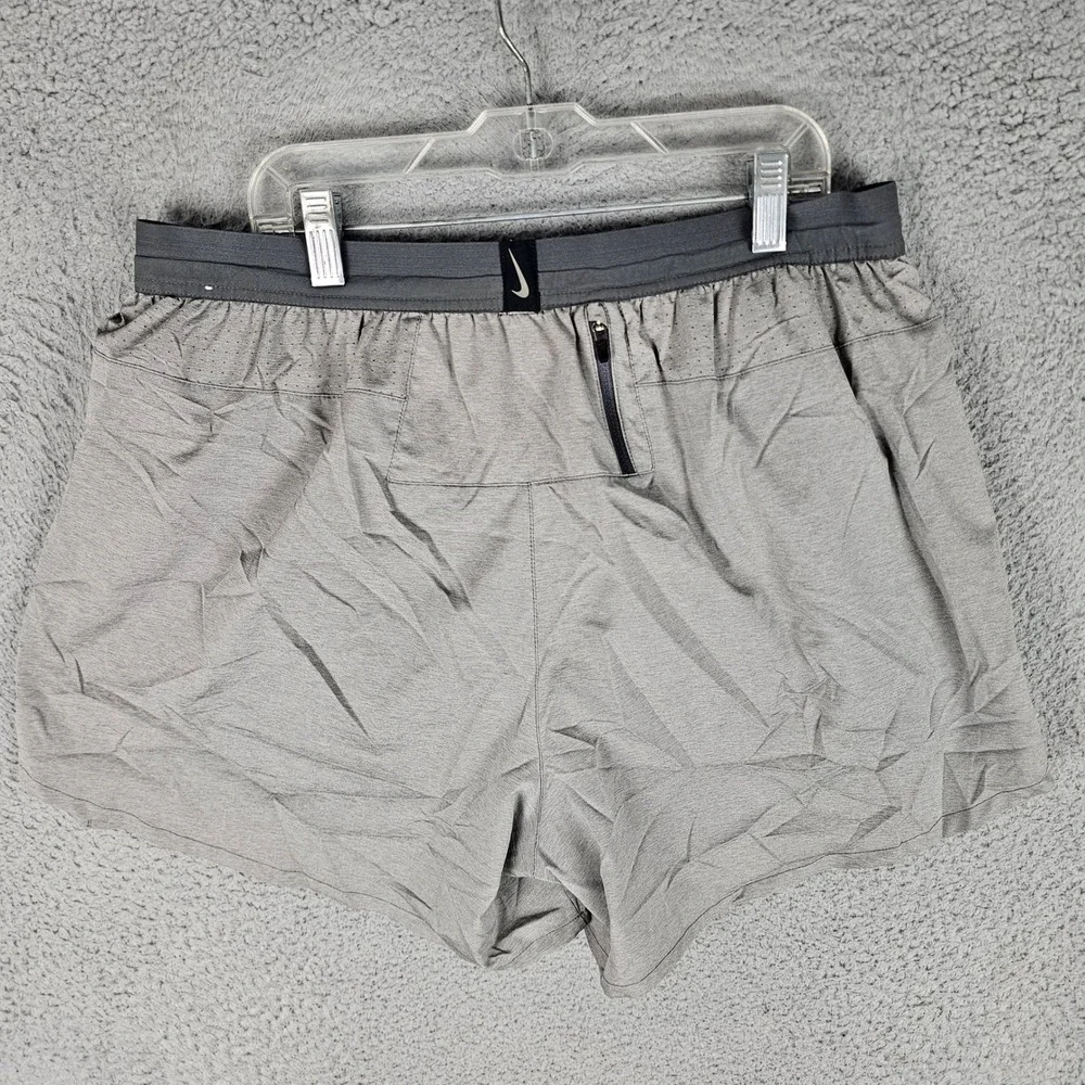 Nike Shorts Mens XL Gray Running Dri-FIT Flex Stride 5 Inch Inseam 28279